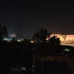 Breathtaking Pyramid View - Full Cozy & Stylish Apartment