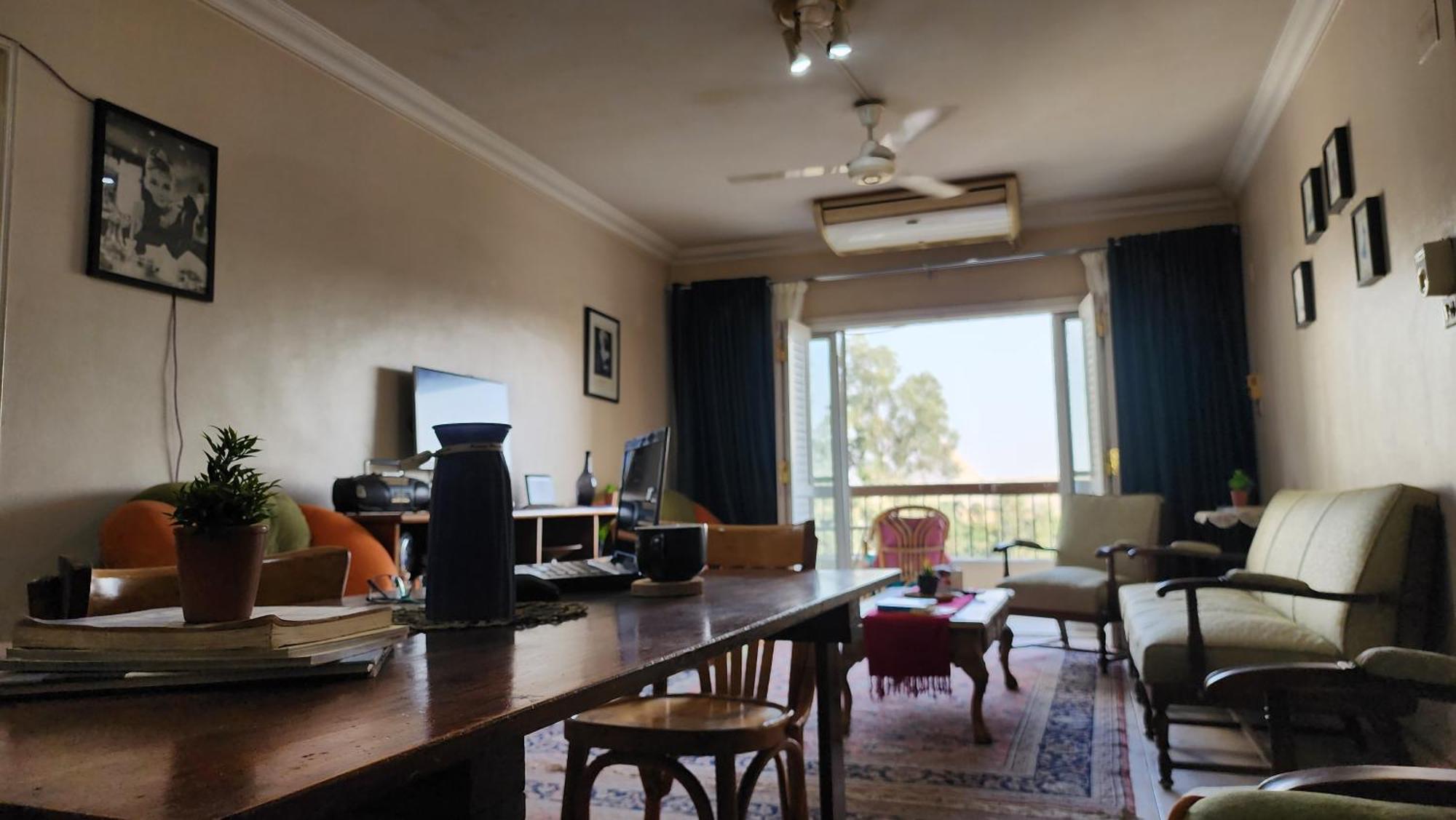 Breathtaking Pyramid View - Full Cozy & Stylish Apartment